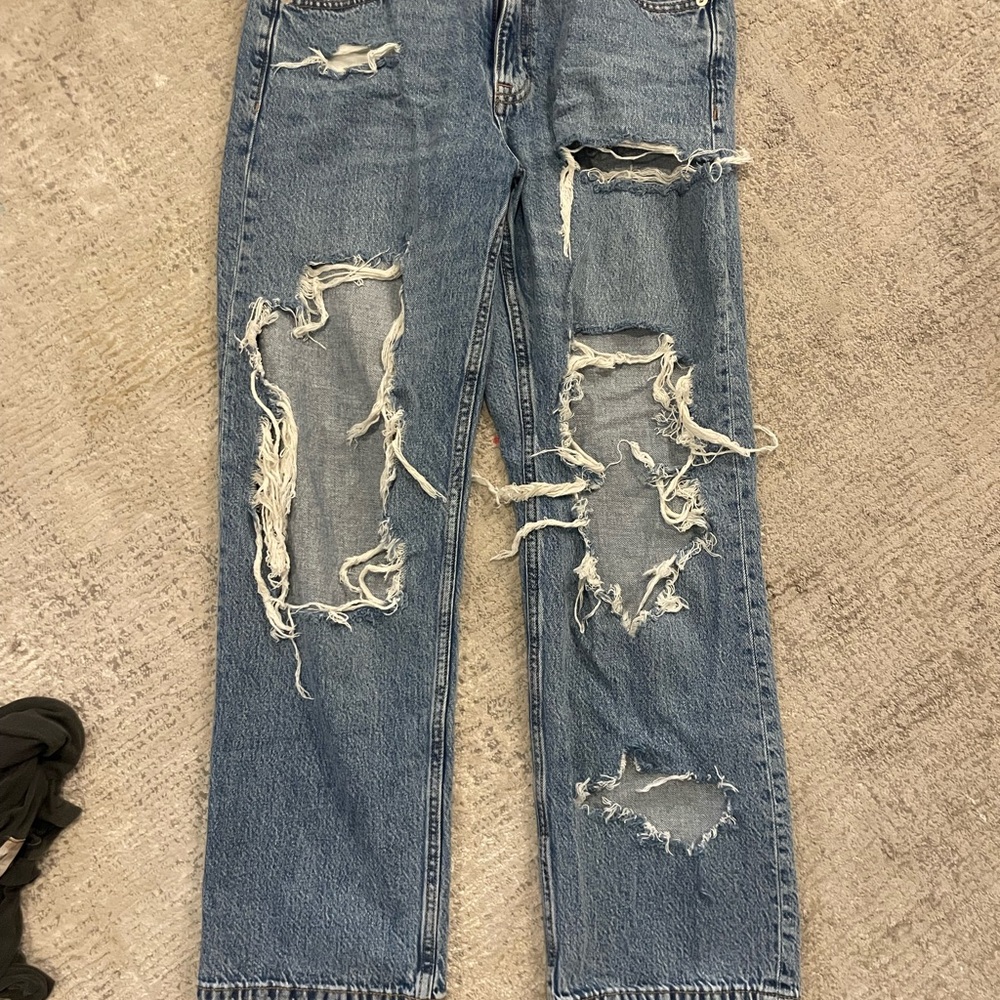 Men's Distressed Blue Jeans